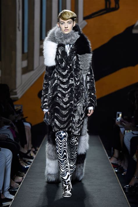 fendi fall winter 2015|fendi couture fall 2015.